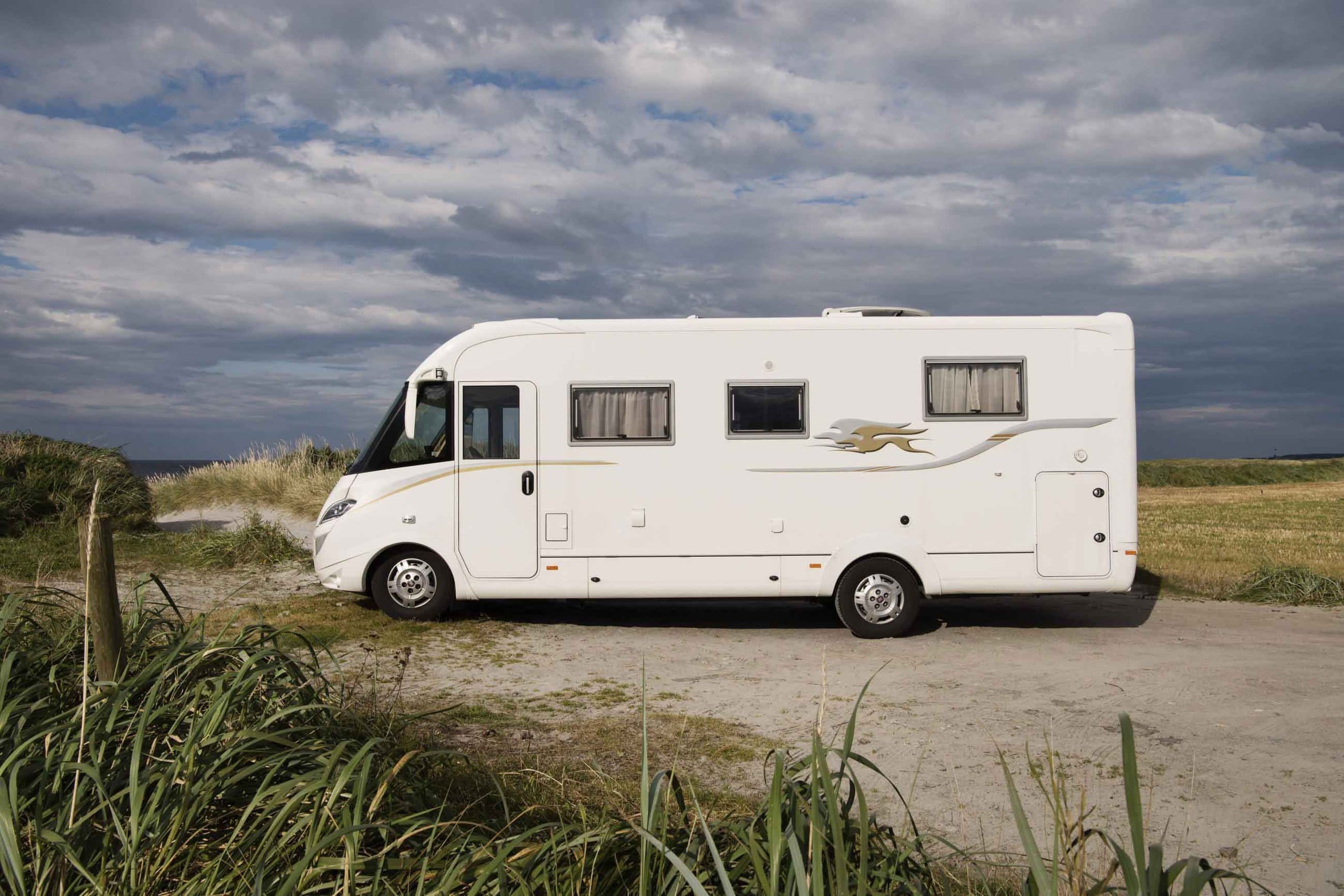 Å kjøpe bobil er en investering i fremtidige ferier, men hva må du egentlig regne med av service og vedlikehold og verditap på bobilen?