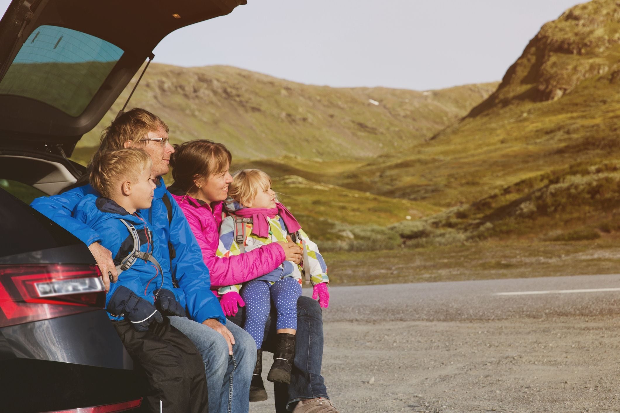 Slik blir bilferien med barn enklere og morsommere