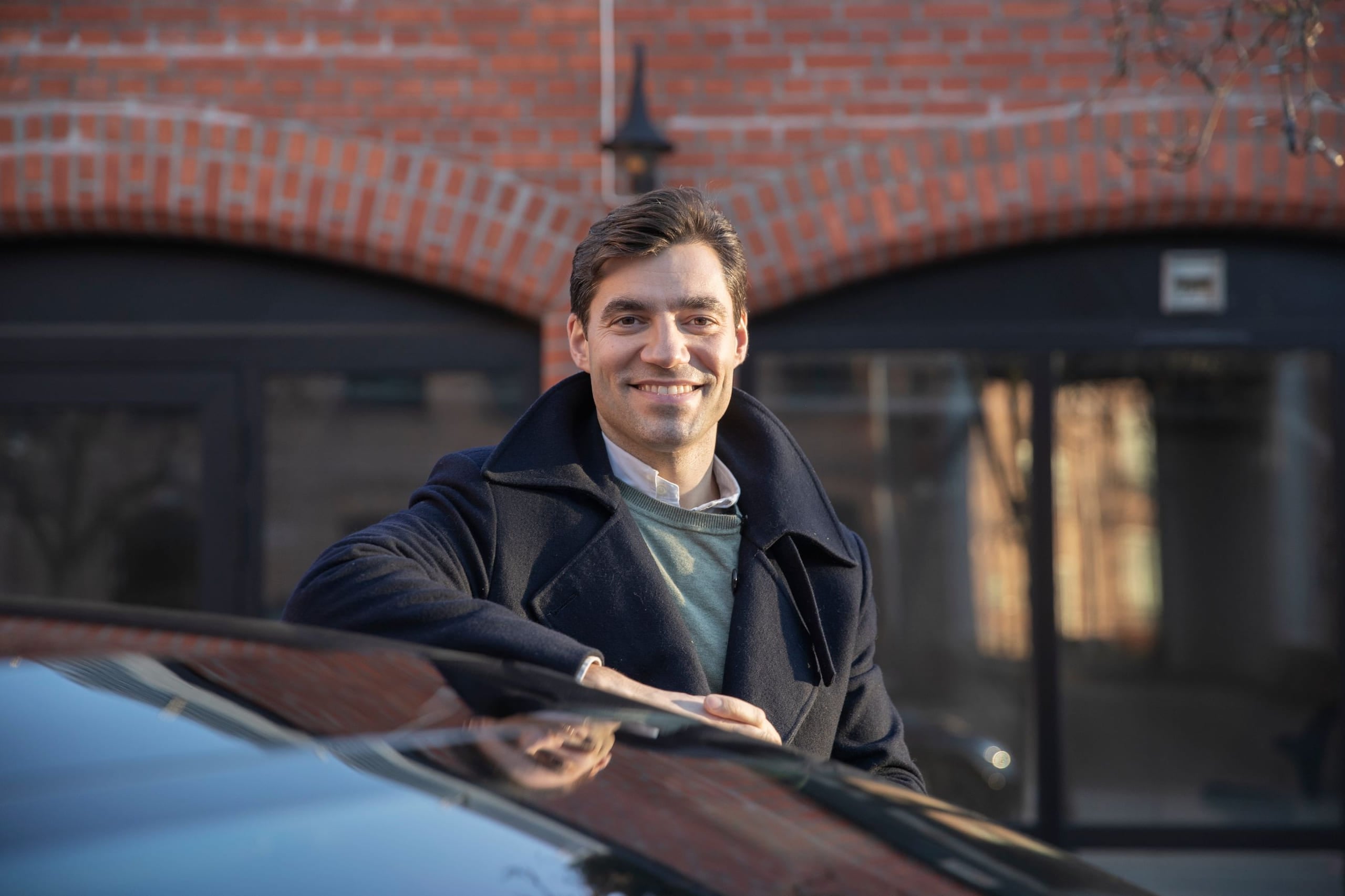 Slik tjener Michael penger på bilen sin