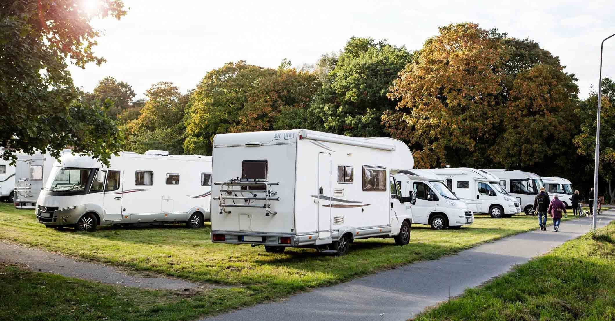 Å polere bobilen kan virke som en gigantisk jobb som tar dagevis, men hvis du velger den enkleste løsningen trenger det ikke ta mer enn noen minutter i uka