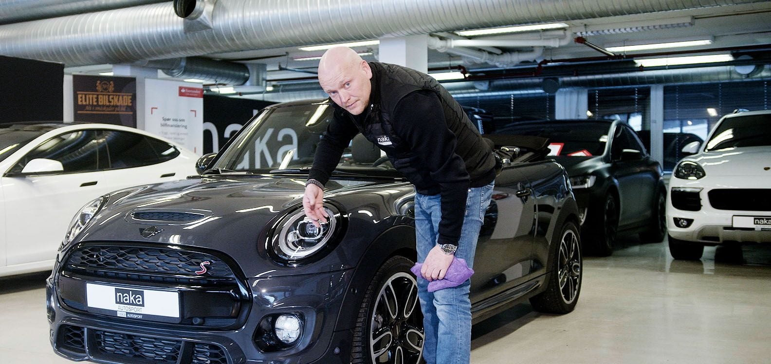 Vasker frontlyktene for å unngå is på billysene